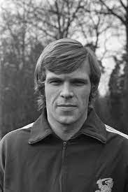 Oranje begint met twee thuiswedstrijden op vrijdag 4 en. Datei Training Nederlands Elftal In Zeist Voor Vriendschappelijke Wedstrijd Tegen Grie Bestanddeelnr 925 3701 Jpg Wikipedia