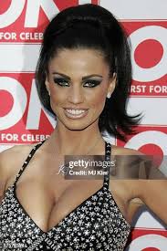 2.999 Katie Price Jordan Foto's en afbeeldingen van hoge resolutie