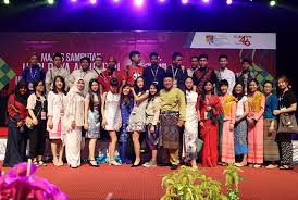 How students enjoying their studies at universiti kebangsaan. Ukm International Summer Programme International Relations Centre Ukm Global