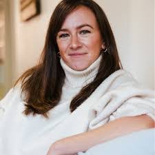 Isabella Eckert's Instagram, Twitter & Facebook