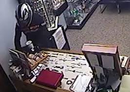 E' finito nel sangue l'assalto ad una gioielleria di grinzane cavour: Rapina Nella Gioielleria Di Arconate Arrestata La Banda Legnanonews