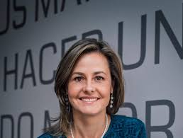 Entrevista Alejandra Robledo, gerente de creación de capital social de  Constructora Bolívar, sobre construcción de viviendas VIP y VIS