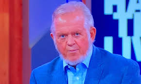 Happy St. Patrick's Day from Philly's favorite Leprechaun : r/sixers