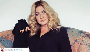 See more ideas about tina turner, krótkie szorty, sukienka z długimi rękawami. Beata Kozidrak W Zjawiskowej Kreacji Az Trudno Uwierzyc Ze Ma 60 Lat Polska Sharone Stone