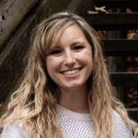 Adele Gendron's Instagram, Twitter & Facebook