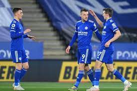 This time they scramble the ball away and concede a corner from the left in the process. Ghoykzgxa1bwvm