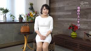 熟女エロ画像】ぽっちゃり奥さんのダルダルお腹の迫力ボディが堪らないｗｗｗ | エロ画像セクロス