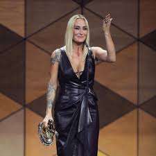 Icheckmovies helps you keep a personal list of movies you have seen and liked.it's fun and easy to use, whether you're a movie geek or just a casual watcher. Sarah Connor Seltenes Foto Mit Tochter Summer Zum 14 Geburtstag Brigitte De