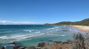 New doco 'girls can't surf' looks amazing, kipp caddy's insane shippies bomb, and surf lakes now the best wave pool in the world? Surfer Punches Shark After It Attacks Woman At Shelly Beach At Port Macquarie In Nsw