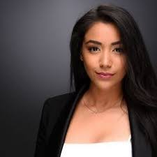 Jackie Draper's Instagram, Twitter & Facebook