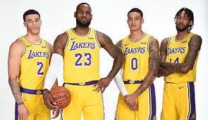 Follow the action on nba scores, schedules, stats, news, team and player news. Nba Offseason Die Los Angeles Lakers Mit Lebron James Des Konigs Neue Rasselbande