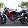 Arnold the bike guru looks at the 2012 ducati monster 796 abs. 1