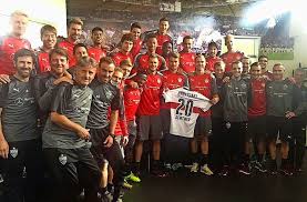 Gentner befinde sich auf dem weg der besserung. Vfb Stuttgart Nach Verletzung Viele Stars Denken An Christian Gentner Vfb Stuttgart Stuttgarter Nachrichten