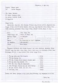 Jadi surat lamaran yang baik akan sangat membantu kamu lolos menjadi karyawan di sebuah instansi. Kertas Folio Contoh Surat Lamaran Kerja Di Pt Sebagai Karyawan Tulis Tangan Nusagates