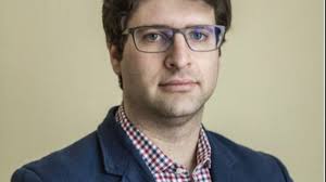 Il corrispondente del Guardian da Kiev: "Ristoranti pieni, non sembra di  essere sull'orlo di una guerra"