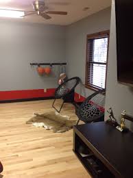 Pin By Anne Martinelli On Tey Basketball Room Decor Basketball Bedroom Decor Basketball Bedroom