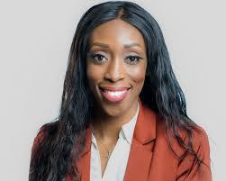 Lacey Arnold's Instagram, Twitter & Facebook