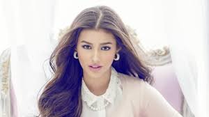 8 wanita terseksi di dunia sepanjang masa 2020!!cantik itu memang relatif, namun menjadi cantik berarti bukan hanya sekadar menarik secara fisik. 10 Wanita Di Dunia Paling Cantik Dan Populer Sepanjang 2016 Showbiz Liputan6 Com