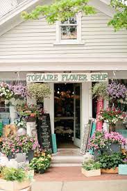 Hamptons Wedding Inspiration From Frost Photography Flower Shop Floral Shop Flower Store
