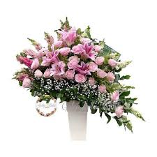 Maybe you would like to learn more about one of these? Table Flower 213 Bunga Meja Bunga Cantik Bunga Fresh Bunga Hiasan Rangkaian Bunga Terbaru Agustus 2021 Harga Murah Kualitas Terjamin Blibli