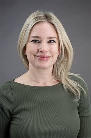 Liz Denman's Instagram, Twitter & Facebook