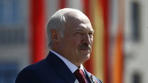 Der belarussische staatschef alexander lukaschenko hat ein flugzeug landen lassen. Sportpolitik Ioc Suspendiert Belarus Prasident Lukaschenko Ran