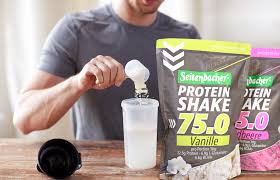 Du bist jung oder du trainierst noch nicht lange und du fragst dich, ab wann du ein whey protein einnehmen solltest? Naturlicher Protein Shake Weil Ihre Muskeln Es Wert Sind