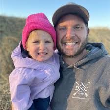 Quick attach head for combination weed wacker?