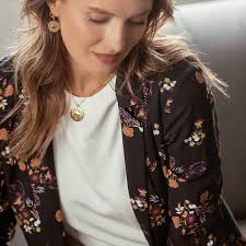 Blazer vintage de mujer marca mango talla xs en perfecto estado. Veste Fleurie Iris 3 Suisses