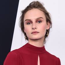 Olivia DeJonge Wallpapers (29 images)