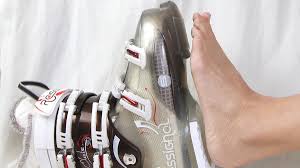 Donc, si vos chaussures sont trop grande , voici 6 solutions gratuites et peu coûteuses pour y remédier. Le Bootfitting Sans Les Mains Zone Ski