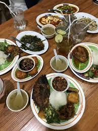 N.°51 de 382 restaurantes en shah alam. Our Lunch Picture Of Ayam Bakar Wong Solo Bandung Tripadvisor