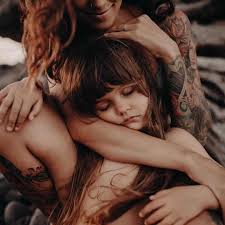 Share pics, gifs, updates, trailers, reviews, and info about this redheaded babe! Emotive And Nostalgic Photography By Lauren Phillips Sortra