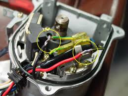 The distributor shaft starts to turn as the engine cranks and starts which gets the ckp tdc and cyl sensors to produce their signals. Honda Civic Honda Civic 1995 Distributor