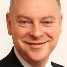 Perry Burns (@perrythecashguy)