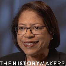 Laura Swain's Instagram, Twitter & Facebook