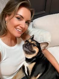 I feel like this dude is CHEESING with that big smile. 😍 Couldn't love him  more. Where are my dog lovers