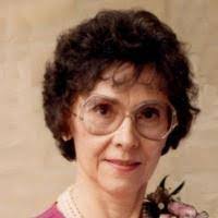 Leslie Marrs's Instagram, Twitter & Facebook