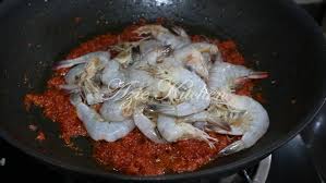 Jun 19, 2021 · restoran garuda menawarkan beragam sajian khas minang dan melayu di antaranya adalah gulai ikan kakap, gulai otak, ayam bakar, ayam rendang, sate padang, sambal kikil lado hijau, ikan gurame bakar, dan udang nestum. Sambal Udang Yang Mudah Dan Sedap Azie Kitchen