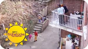 Geister In Der Wohnung Sat 1 Fruhstucksfernsehen Youtube