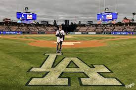 Los Angeles Dodgers On Twitter Gambar Yoongi Suga