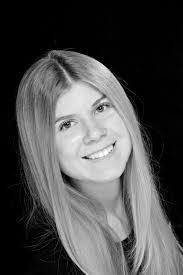 Lindsay Longo's Instagram, Twitter & Facebook