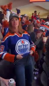 Oilers Fan Flashes Boobs In Stands