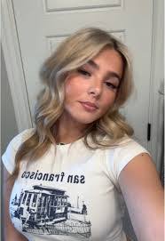 Jenny Caruso's Instagram, Twitter & Facebook