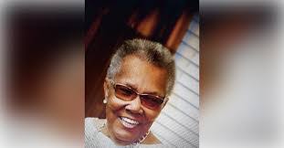 Flora Mae's Instagram, Twitter & Facebook