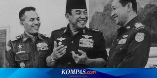 Presiden nampak terkejut dan mengatakan bahwa jenderal soeharto meminta izinnya untuk. Ketika Soekarno Dibujuk Dua Pengusaha Serahkan Kekuasaan Ke Soeharto Halaman All Kompas Com