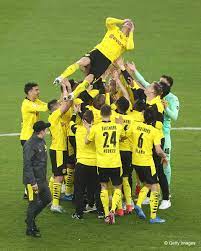The pole has won the bundesliga (twice!), the dfb cup and played in a uefa champions league final. 4m7ywvkvcinjgm