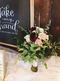 Pin By Coe S Floral And Gifts On Wedding Flowers Flower Delivery Fresh Flowers Online Floral Arrangements