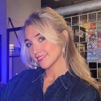 Courtney Oleary's Instagram, Twitter & Facebook