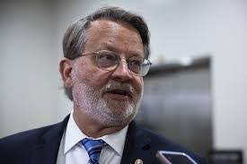 Kirsten Sutton's Instagram, Twitter & Facebook